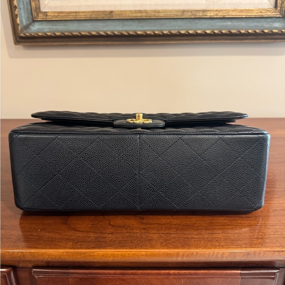 Chanel Black Caviar Jumbo Classic Double Flap with GHW - Picture 8 of 11